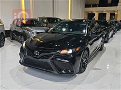 تۆیۆتا کامری